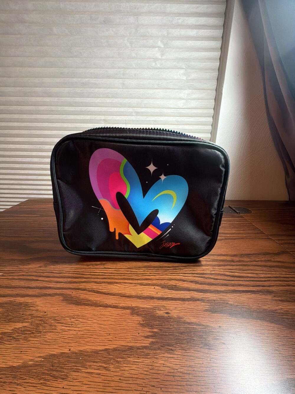 Jason Naylor Double Zip Organizer Black Rainbow Heart